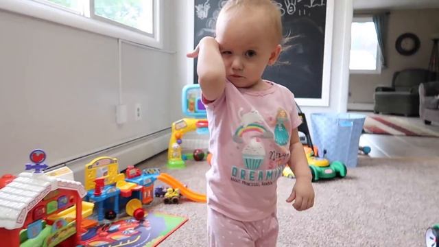 Twins Balancing Act смотреть онлайн