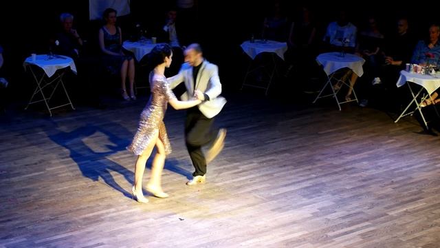 Dulce Lauria and Raul Palladino, (2) Milonga Bristol смотреть онлайн