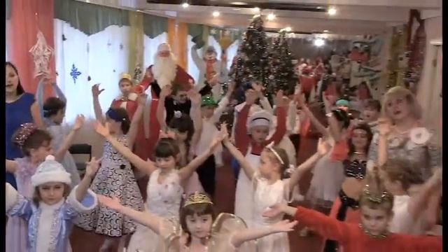 песня танец вход Новый год школа смотреть онлайн
