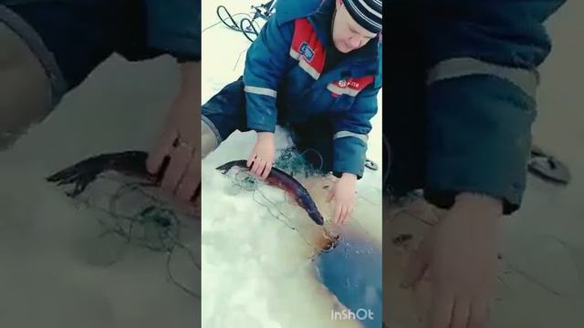 Рыбалка с женой! Проверка сетей. смотреть онлайн