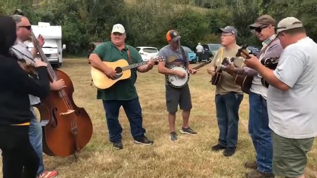 East Virginia Blues - Oregon Fathers/Sons смотреть онлайн