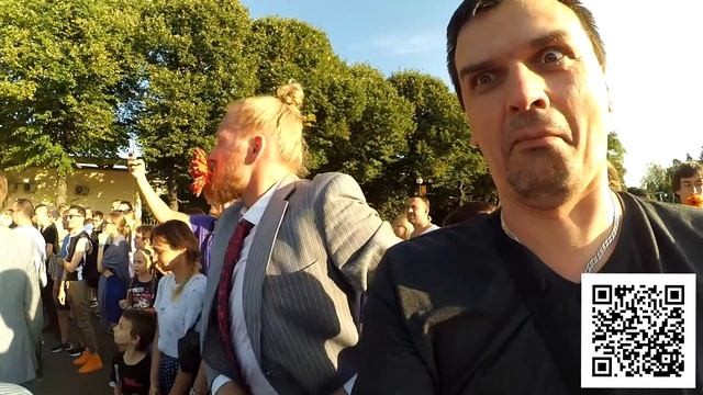 Обозревшие приехали на день в Москву и уехали... смотреть онлайн