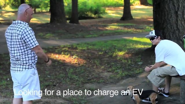 AV Looking For a Place to Charge an Electric Vehicle (EV) смотреть онлайн