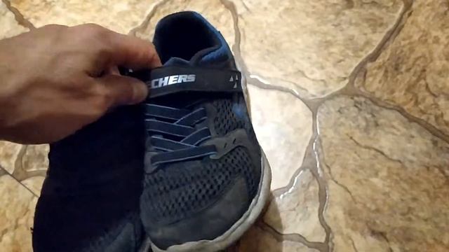Skechers  кроссовки детские