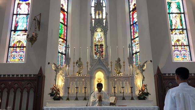 Solemnity of The Most Holy Trinity - Church of Sts Peter and Paul, Singapore смотреть онлайн