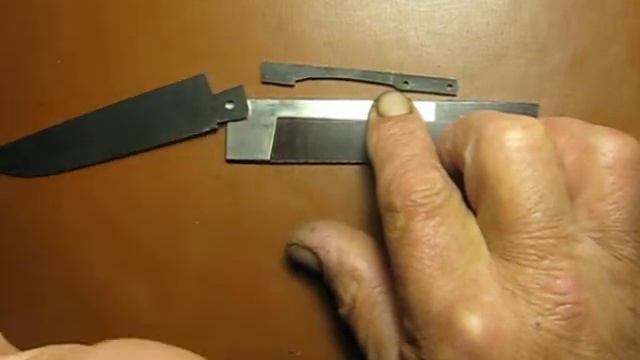 Мой вариант крепкого лёгкого лайнера для складного ножа смотреть онлайн