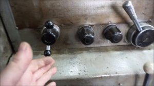 Про  нарезание  резьбы на  токарном  станке.