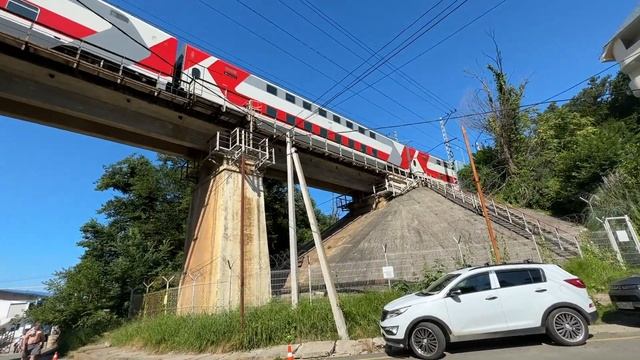 Сочи 2023. Санаторий Салют. Дорога на пляж. Прыгаем с волнореза смотреть онлайн