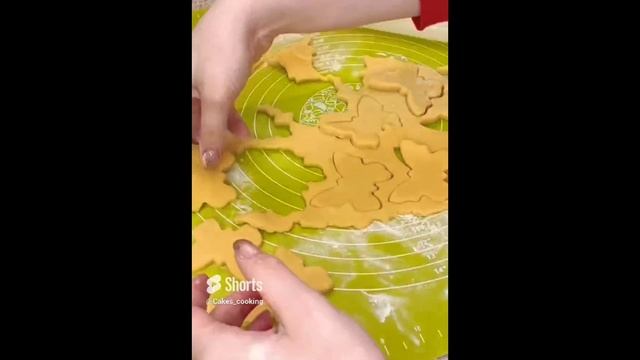 Cakes_cooking_by_Elena_Iv