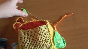 Вязанный крючком развивающий кубик своими руками