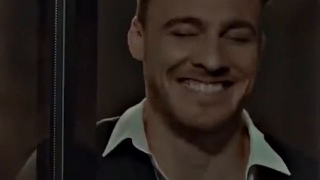 -миллионы людей не заменят тебя. никогда…🖤 смотреть онлайн