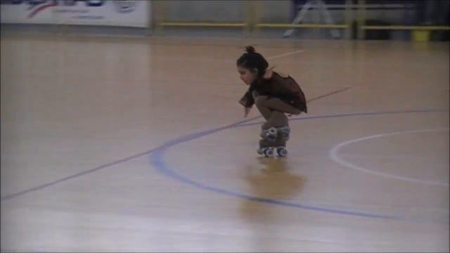 NAILA GIZZONE PRIMA CLASSIFICATA PATTINAGGIO ARTISTICO SU ROTELLE AVERSA.wmv смотреть онлайн