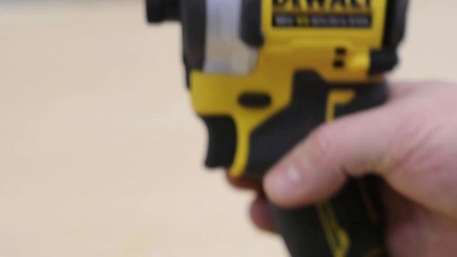 Express Review DeWalt DCF 850