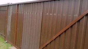 Откатные ворота в эконом варианте, без заливки бетонной плиты. Смотрим, что у нас получилось.