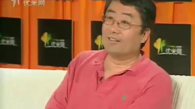 精彩片段06：汉语讲究含蓄，英文讲究直接 смотреть онлайн