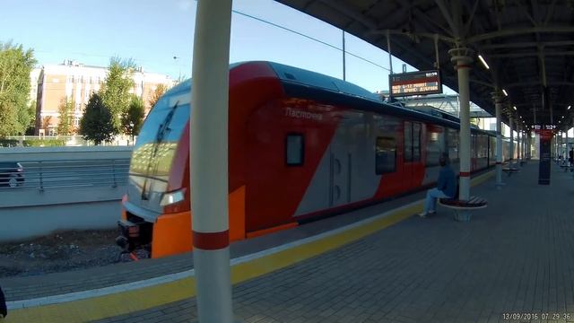 Рассматриваю платформу МЦК "Автозаводская" // 2016 смотреть онлайн