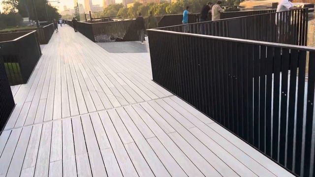 Новая набережная , новый электротрамвай, корабли, новые жк. береговой , сердце столицы, Фили смотреть онлайн