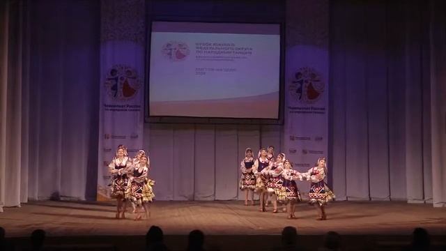 Образцовый хореографический ансамбль "Ровесник" г.Ростов-на-Дону - "Лявониха" смотреть онлайн