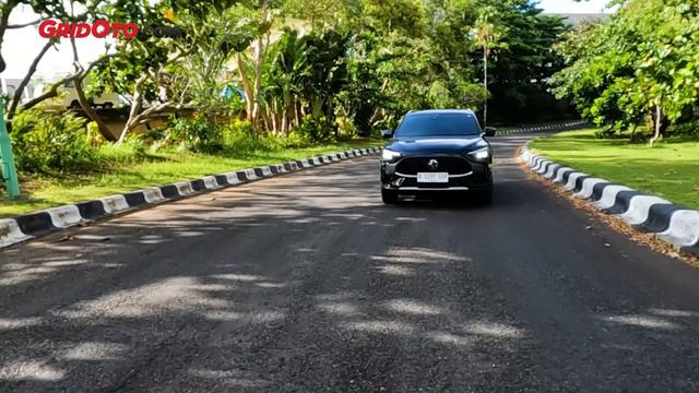 MG HS 2023 desainnya sekarang menyesuaikan merek | GridOto смотреть онлайн