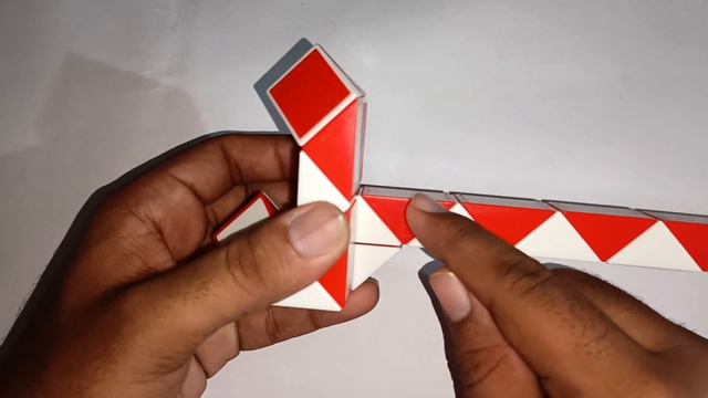 Make a Cactus with Snake Cube смотреть онлайн