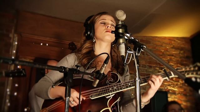 Sierra Hull - Someone Like You смотреть онлайн