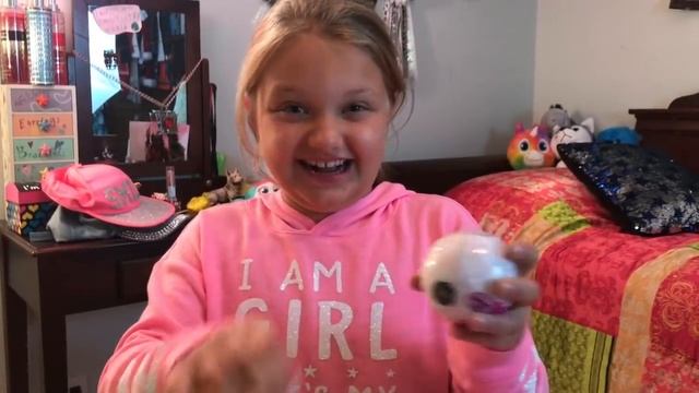 Toy Shopping at Walmart For LOL Surprise BIG Surprise Ball-LOL Surprise Dolls Opening смотреть онлайн