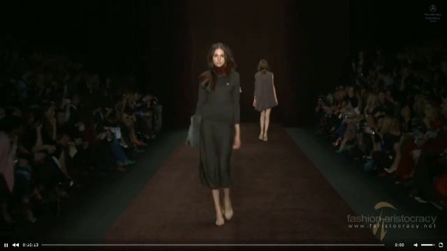 [HD] Mercedes-Benz Fashion Week Russia Fall/WInter 14/15: Alena Akhmadullina смотреть онлайн