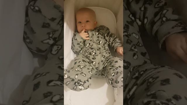 7 февраля 2018 Даня сосёт палец и я прошу его рассказать о жизни смотреть онлайн