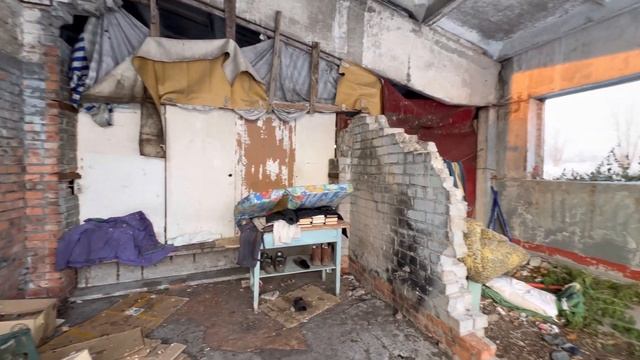 ВЕРХНИЙ НЮД | КОРОВНИК | УБЕЖИЩЕ ПАСТУХА | МОНЧЕГОРСК МУРМАНСКАЯ ОБЛАСТЬ ЗАПОЛЯРЬЕ смотреть онлайн