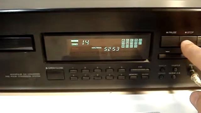 ONKYO DX-7210 R1 Compact Disc CD Player Accupulse DA Converter Fine Pulse смотреть онлайн