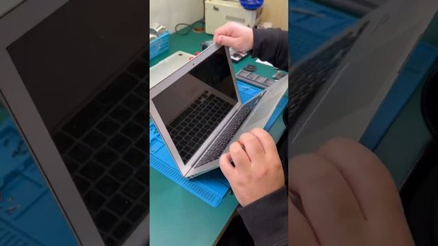 MacBook Air A1466 замена матрицы смотреть онлайн