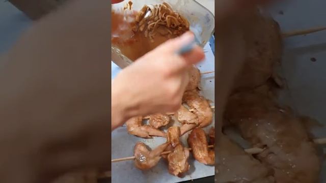 Куриные крылышки (готовим шашлык в духовке) смотреть онлайн