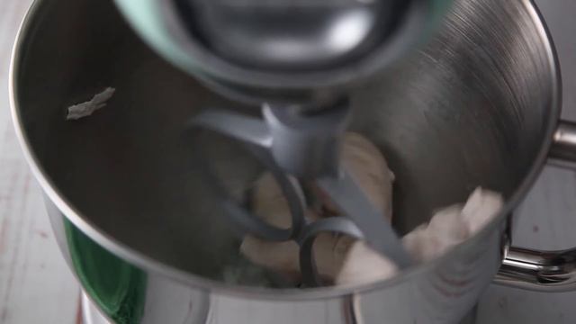 Smeg stand mixer - Shredded chicken, pickled cucumber and seaweed salad смотреть онлайн