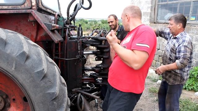 Отвалилась стрела экскаватора. Ремонт. смотреть онлайн