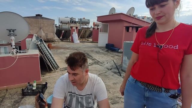 ДЕНЬ РОЖДЕНИЯ НА КРЫШЕ ЖАРИМ ШАШЛЫКИ / Турецкие дома. Наш район Кепез Анталия смотреть онлайн