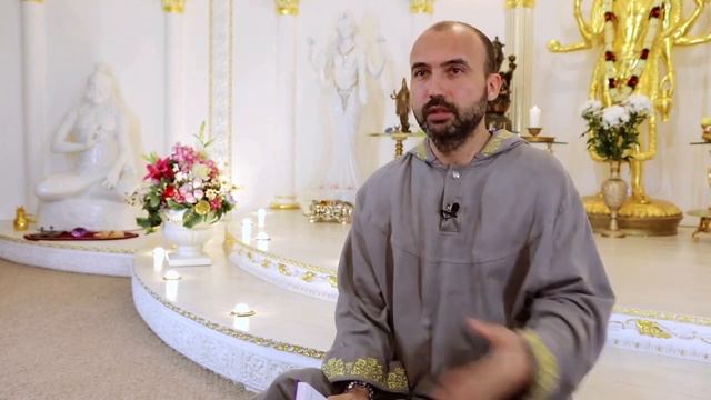 Эгоцентричный медитатор смотреть онлайн
