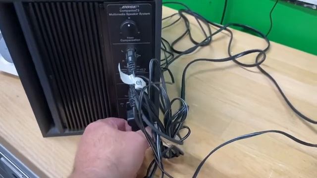 Bose Companion 3 Computer Speaker Demo смотреть онлайн