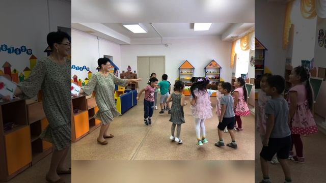 "Полька" Ю. Чичков ("Доҕордоһуу" дьарыкка хамсаныылаах оонньууга туттуллар музыка) смотреть онлайн