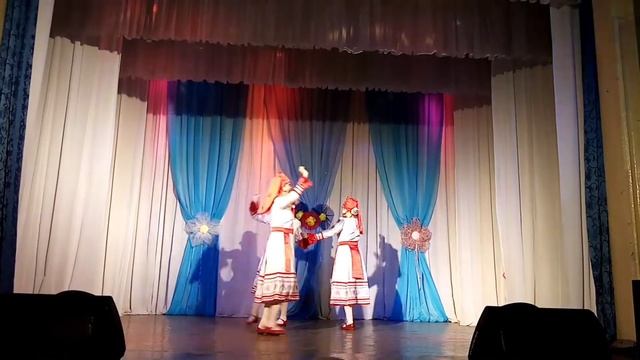 Народный ансамбль Грация. Танец " Мордовский" 01.03.22 г. смотреть онлайн