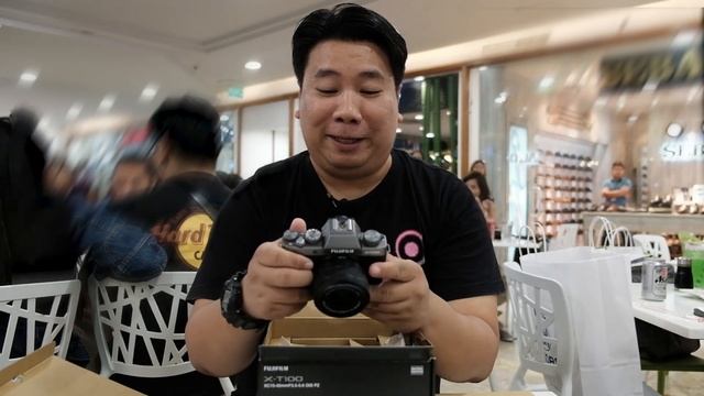 FUJIFILM X-T100 CAMERA - UNBOXING AND FIRST IMPRESSION смотреть онлайн