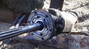 Замена ГУРа на Урале Лесовозе. Поставили переднюю облицовку на Трелевочник  ТЛТ-100