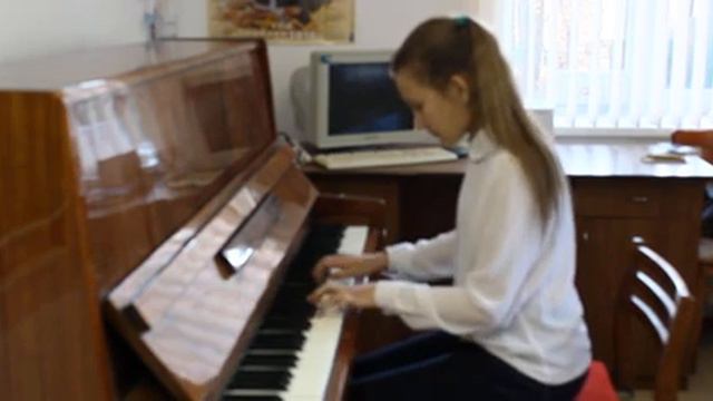 Скоромникова Ангелина. Пётр Чайковский - Неаполитанская Песенка смотреть онлайн