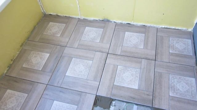 Делаем комнату на балконе 1часть.Теплый пол в клей под керамогранит.Применение фольги. смотреть онлайн