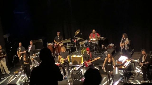 Jerry Harrison & Adrian Belew: Opening, Roxian McKees Rocks (Pgh PA) 3/3/23 смотреть онлайн