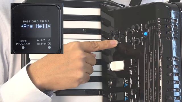 Roland FR-4x/FR-4xb V-Accordion“ Saving and Recalling Favorite Sounds and Settings (User Programs)” смотреть онлайн