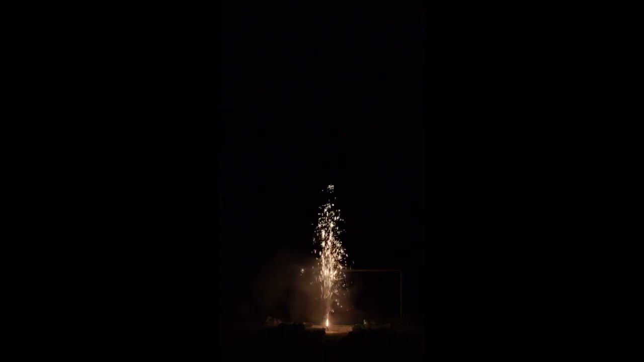 FP06 GOLD TO SILVER FOUNTAIN 5M 60SEC