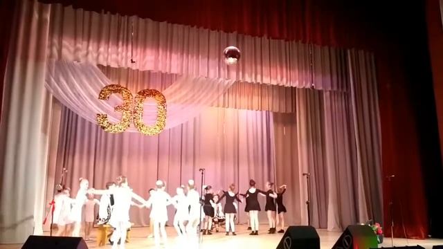 Супер Танцы смотреть онлайн