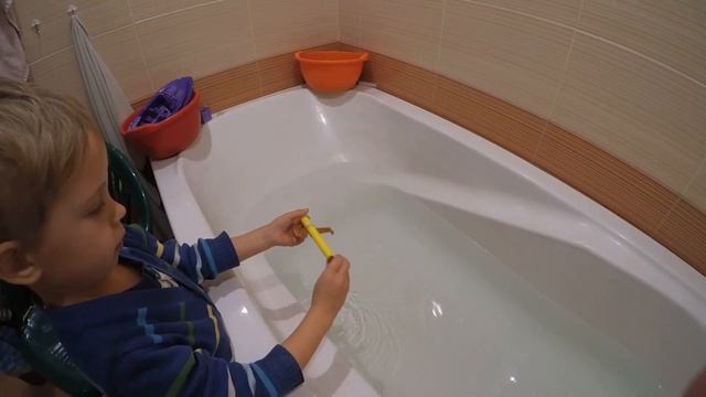 Yellow submarine. Handmade submarine from marker. Подводная лодка из фламастера своими руками. смотреть онлайн