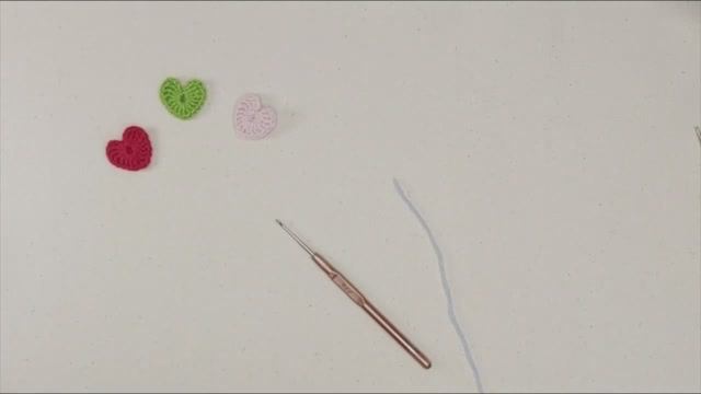 Вязание крючком - Маленькие сердечки смотреть онлайн