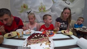 МУКБАНГ СОЧНЫЙ ДОМАШНИЙ ТОРТ ДЛЯ НАС! ?